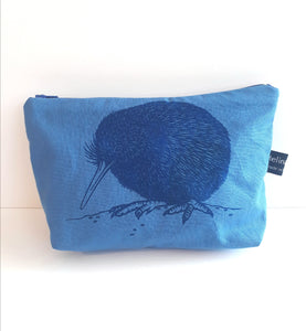 Kiwi Make-Up Bag (Blue)
